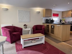 Lounge- click for photo gallery